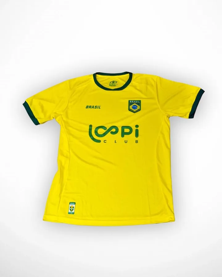 Frente da camisa Loopi no Mundial